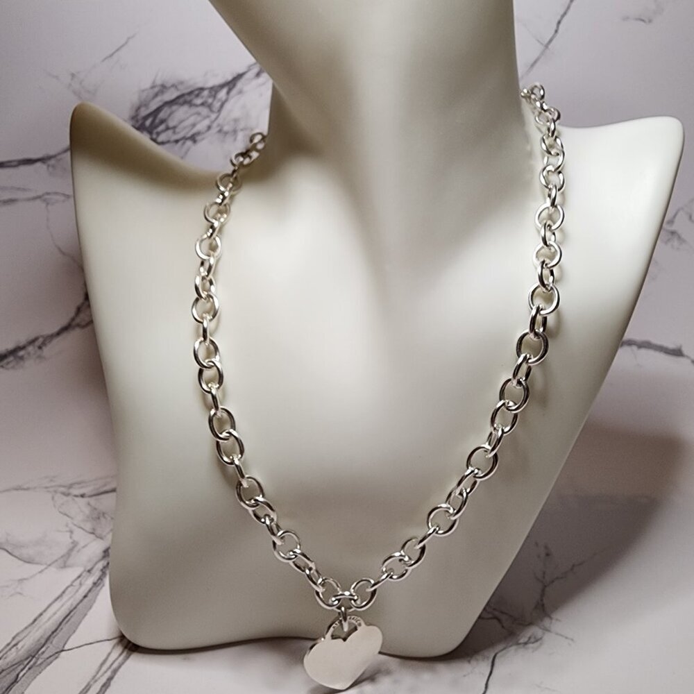 925 Silver Heart Charm Necklace - Picture 2 of 7